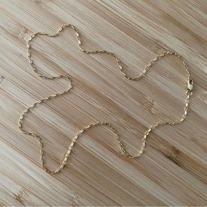 SOLD 14k gold filled paper clip chain 18”